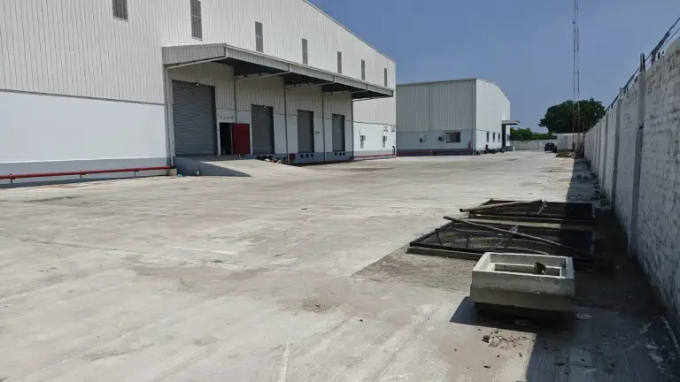75,000 sqft warehouse in Hapur, Uttar Pradesh