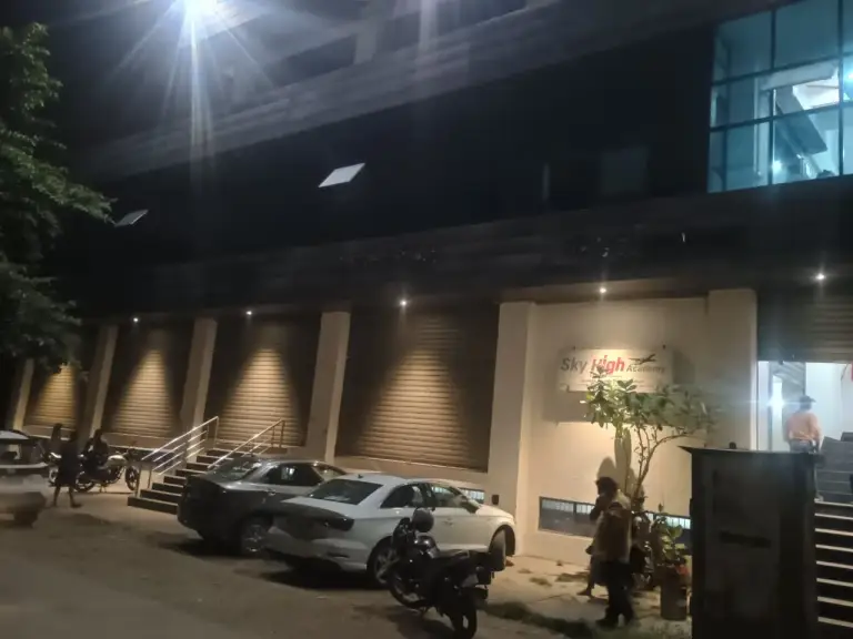 5,00,04,000 sqft warehouse in Lucknow, Uttar Pradesh